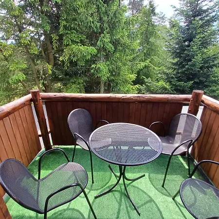 Δωμάτια σε οικογενειακή κατοικία Willa Na Bani - Apartamenty I Pokoje